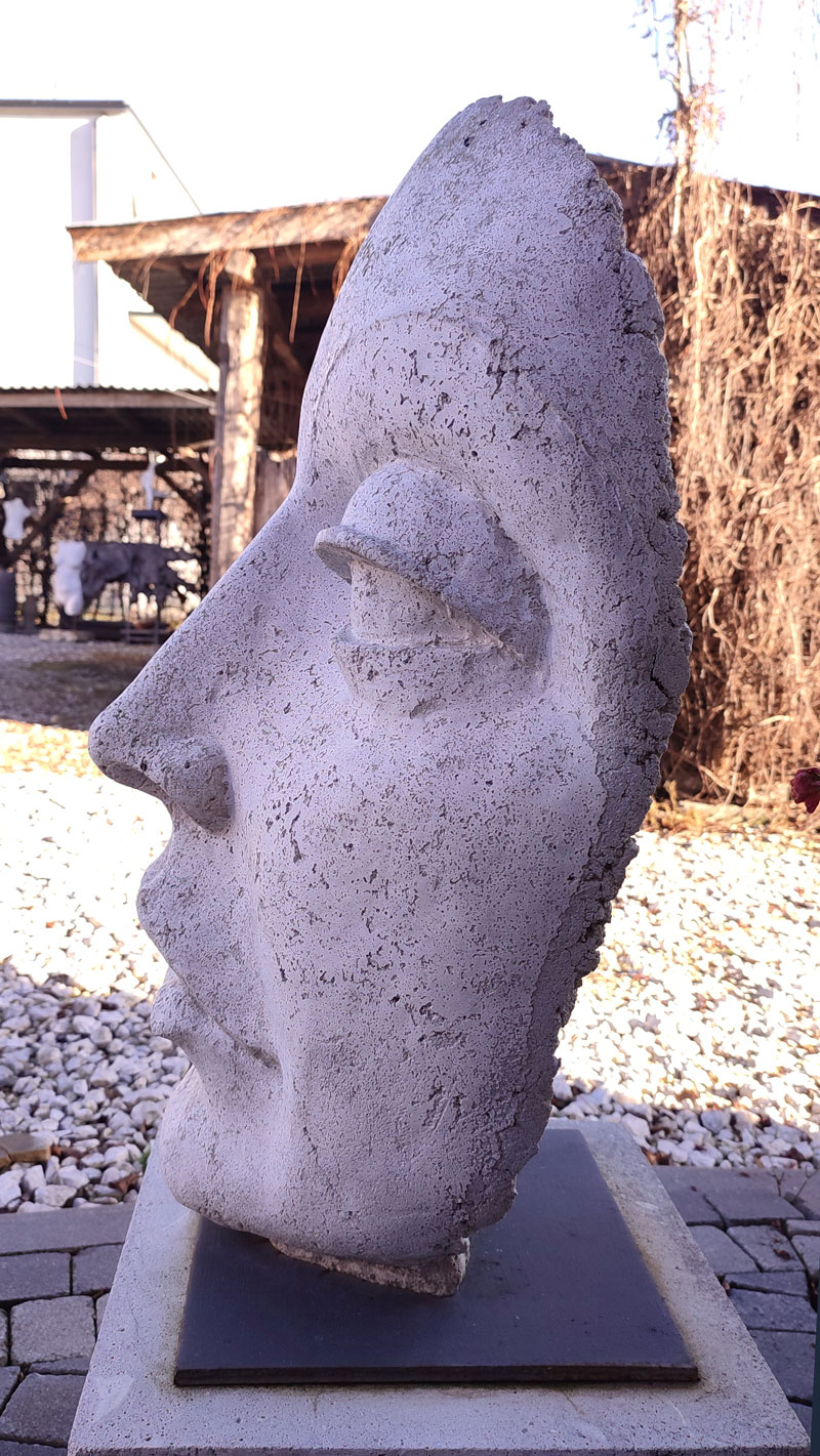 Rzeźba z betonu no.1